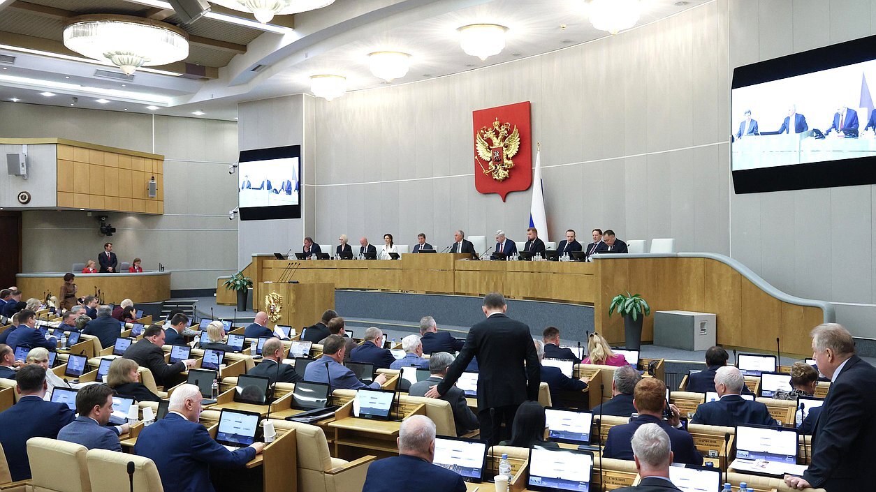 Государственная Дума единогласно приняла закон  о праве регионов вводить запрет на розничную продажу вейпов и жидкостей к ним