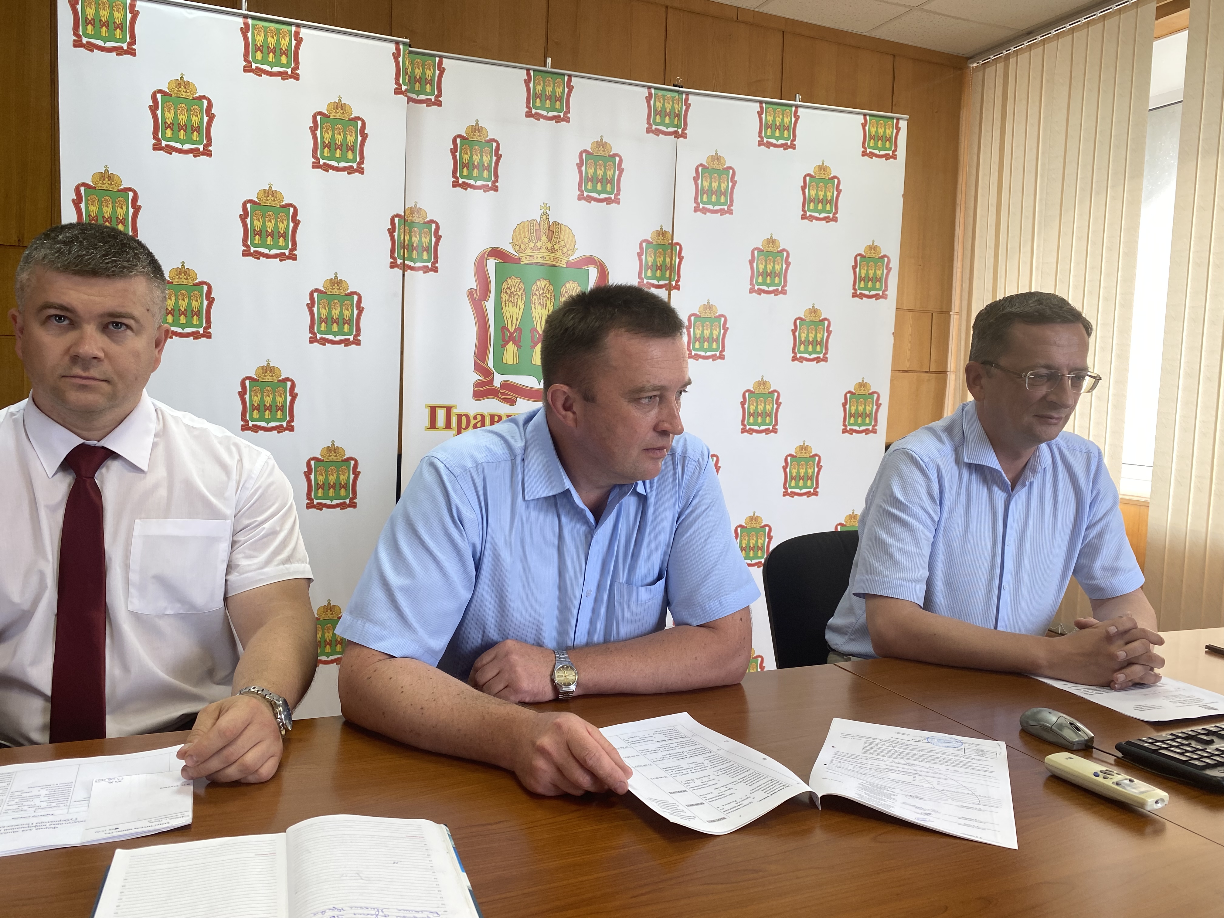 Роман Калентьев провел совещание по вопросам реализации мероприятий по благоустройству сельских территорий государственной программы Пензенской области «Комплексное развитие сельских территорий Пензенской области». Роман Калентьев провел совещание по вопросам реализации мероприятий по благоустройству сельских территорий государственной программы Пензенской области «Комплексное развитие сельских территорий Пензенской области».