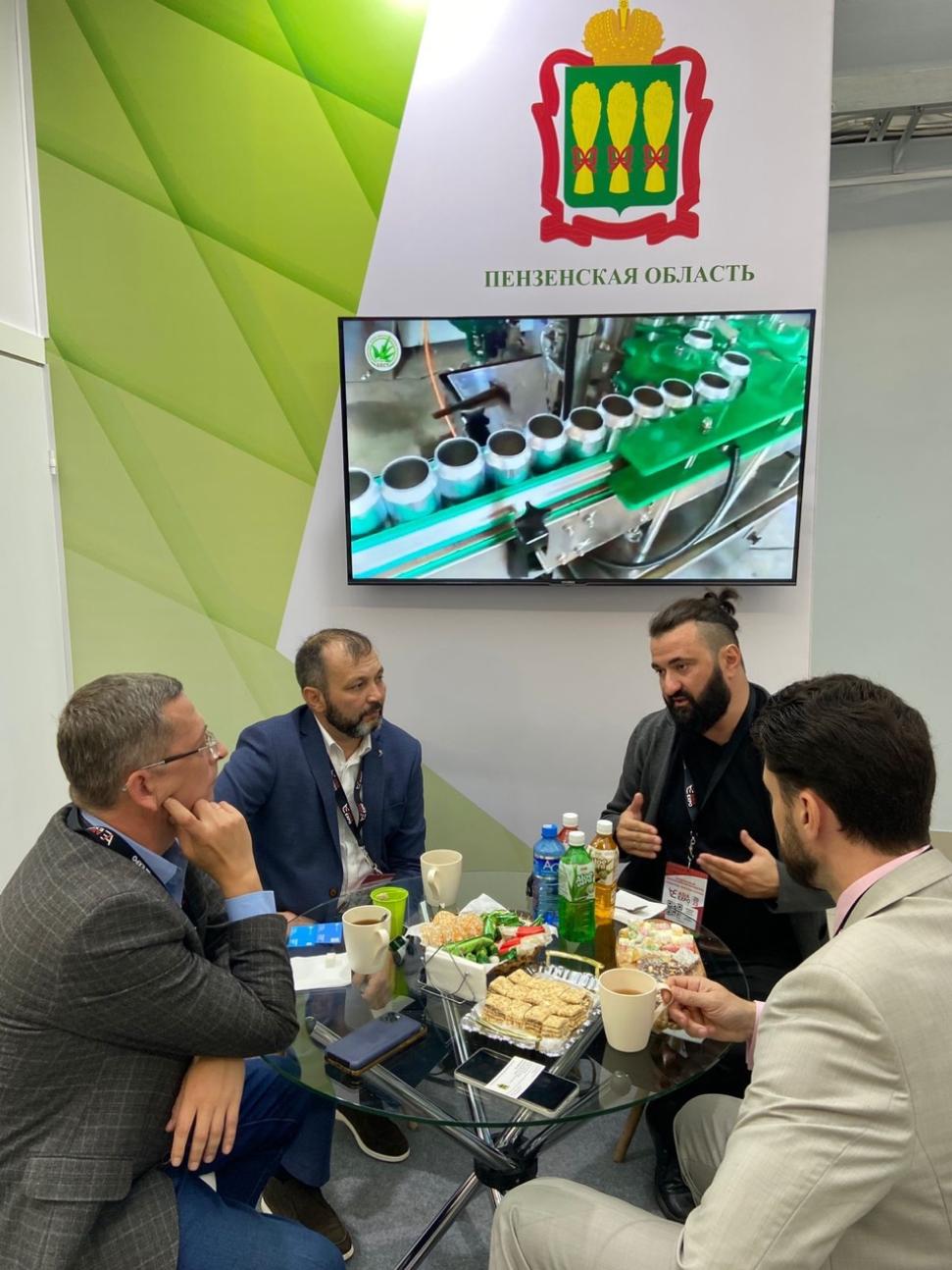 На Международном сельскохозяйственном конгрессе «АSIAEXPO 2023» Роман Калентьев провел рабочие переговоры с представителями компании FLYSEEAGRO На Международном сельскохозяйственном конгрессе «АSIAEXPO 2023» Роман Калентьев провел рабочие переговоры с представителями компании FLYSEEAGRO