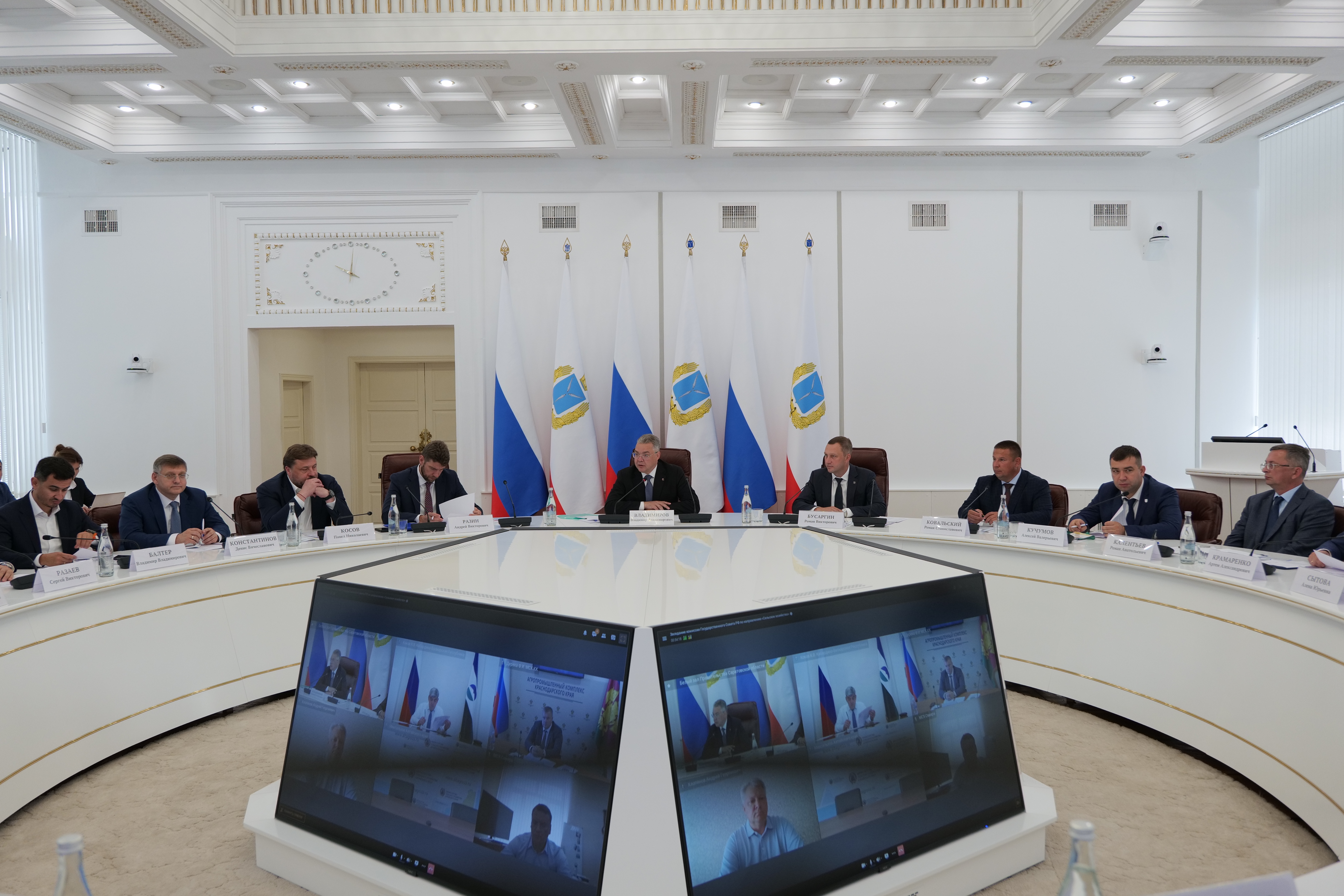 Роман Калентьев принял участие в выездном заседании комиссии Государственного Совета Российской Федерации