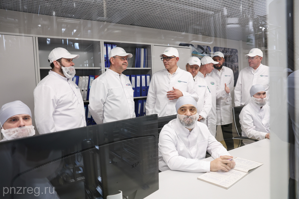 Губернатор высоко оценил новую производственную линию детского питания на молочном комбинате «Пензенский»