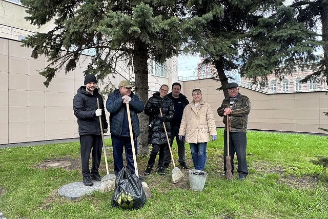 Сотрудники Минсельхоза Пензенской области приняли участие в областном субботнике