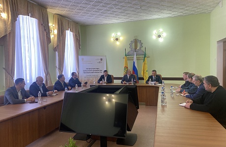 В Пензе состоялось заседание комиссии Стратегического совета по развитию АПК региона В Пензе состоялось заседание комиссии Стратегического совета по развитию АПК региона