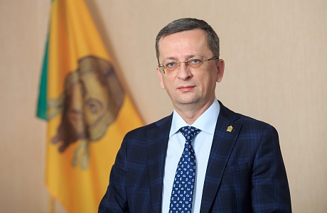 Заместитель Председателя Правительства - Министр сельского хозяйства Пензенской области Роман Калентьев поздравил аграриев с Днем работника сельского хозяйства и перерабатывающей промышленности