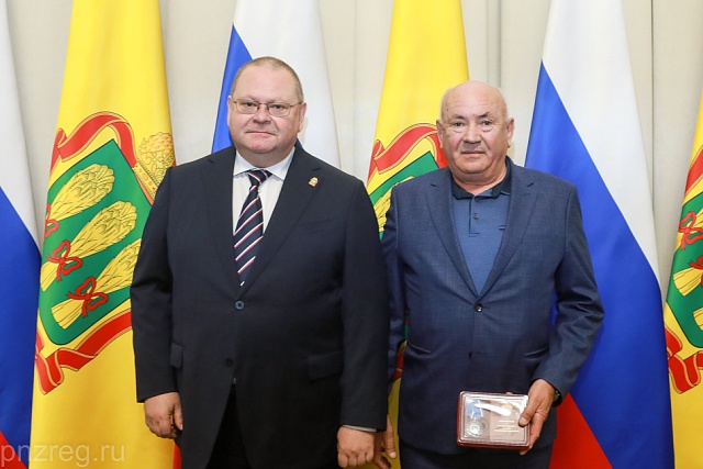 За развитие аграрного сектора Пензенской области орденом Почета награжден заслуженный работник сельского хозяйства РФ Петр Андреевич Степанюк 