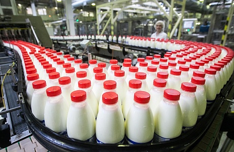 «Молком» произвел более 60 тысяч тонн молочной продукции в 2021 году «Молком» произвел более 60 тысяч тонн молочной продукции в 2021 году