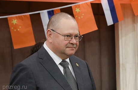 Олег Мельниченко посетил Пекин в составе делегации РФ