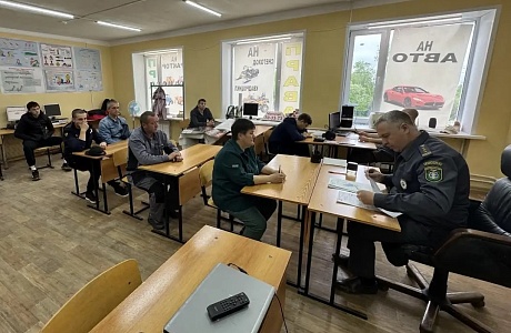 Теоретическая часть экзамена на право управления самоходными машинами: что нужно знать Теоретическая часть экзамена на право управления самоходными машинами: что нужно знать