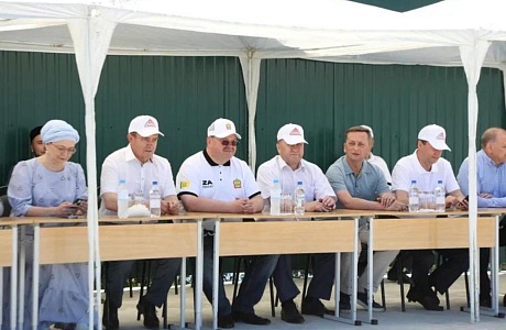 Роман Калентьев принял участие в традиционном празднике "Сабантуй"